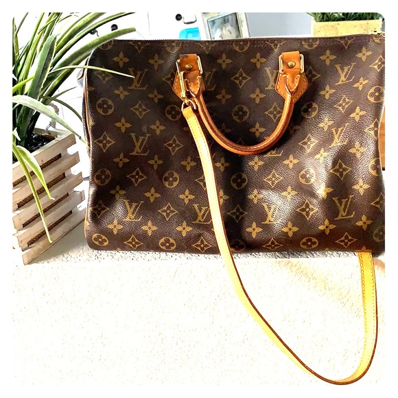 Louis Vuitton Other - Authentic Louis Vuitton Speedy Monogram Bag Louis Vuitton Other - Authentic Louis Vuitton Speedy Monogram Bag